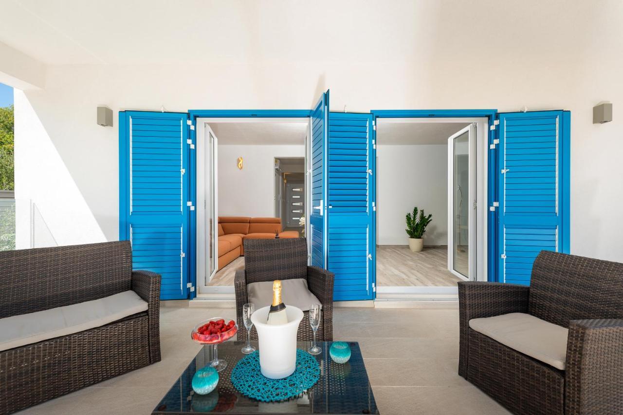 Villa Miholina - With Heated Swimming Pool Trogir Ngoại thất bức ảnh