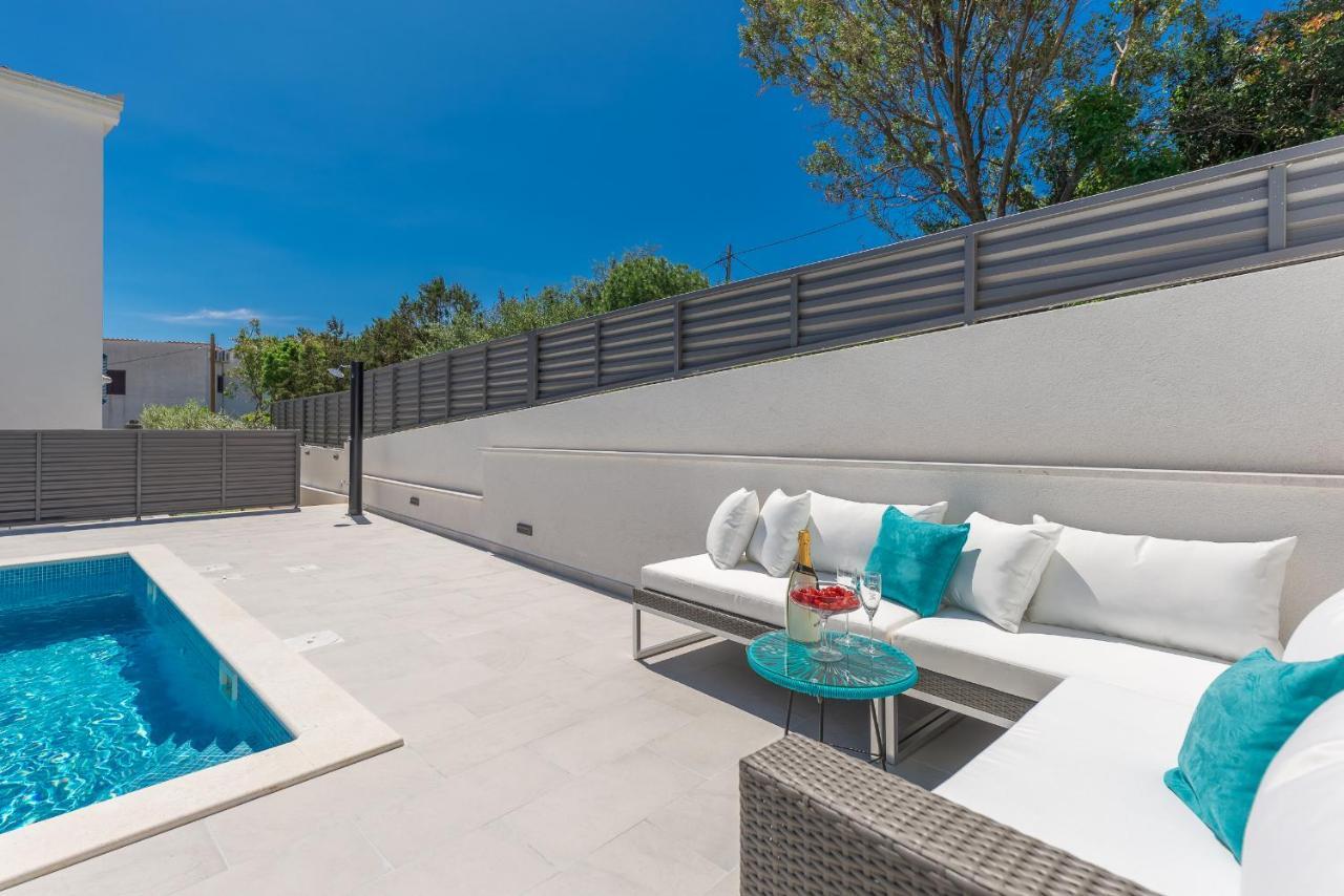 Villa Miholina - With Heated Swimming Pool Trogir Ngoại thất bức ảnh
