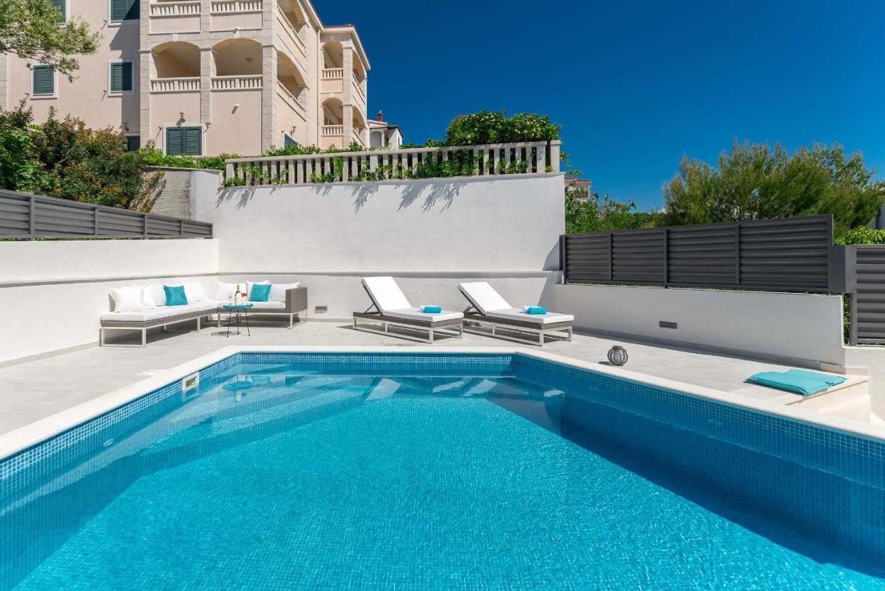 Villa Miholina - With Heated Swimming Pool Trogir Ngoại thất bức ảnh